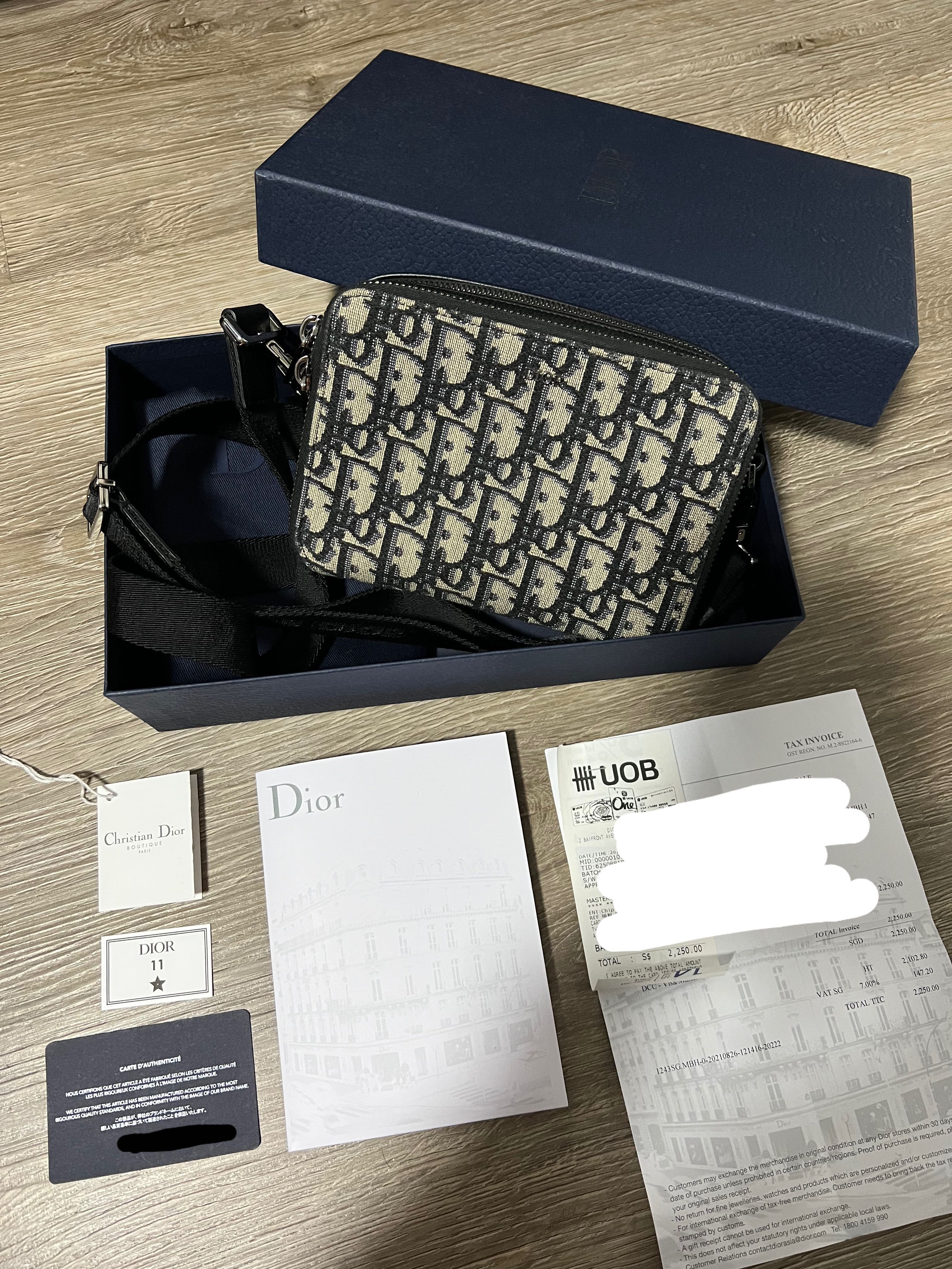 Genuine Dior Gift Box, Dust bag, and Dior Authenticity card (10 x 14.5 x  3.5cm)