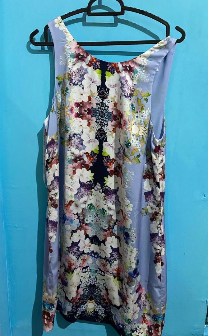 DRESS FOREVER NEW, Fesyen Wanita 