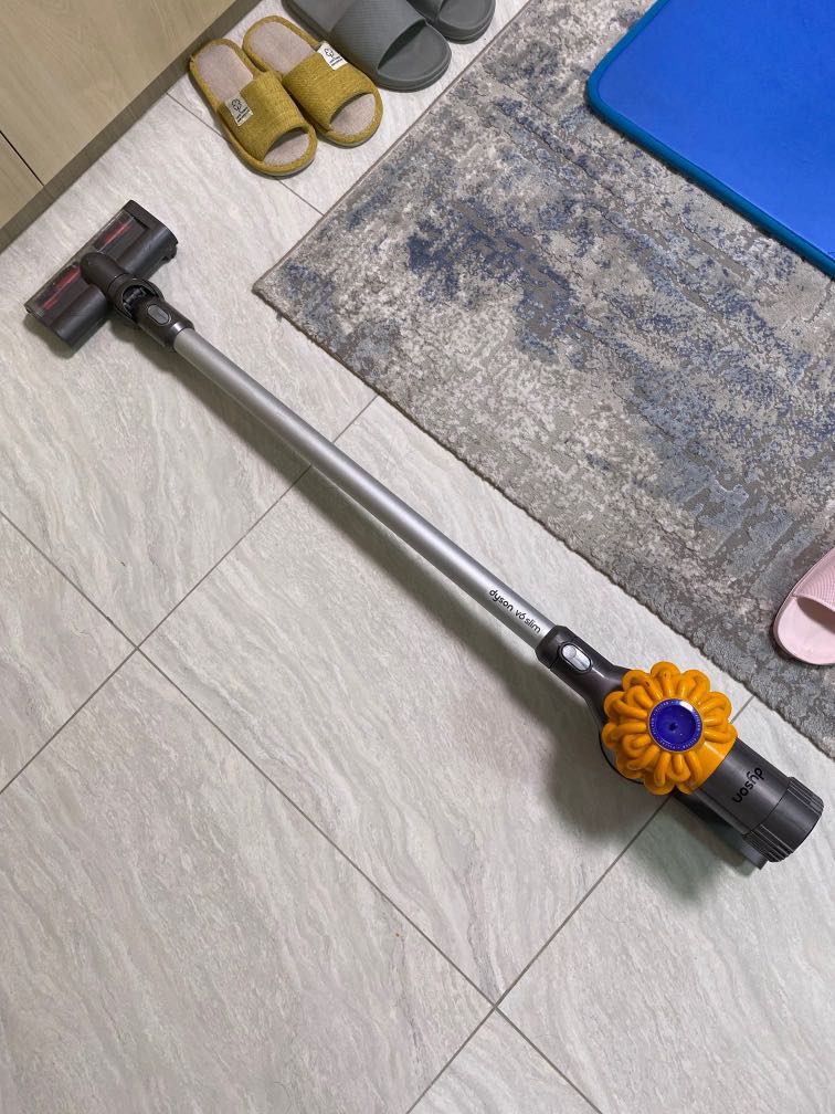 Dyson V6 Slim Vacuum Cleaner, TV & Home Appliances, Vacuum Cleaner