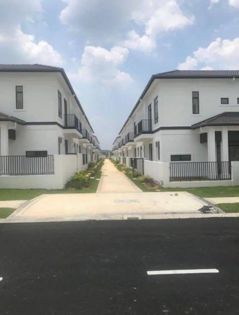 Eco Grandeur, Type C facing open, Graham Garden, Puncak Alam 2 Storey ...