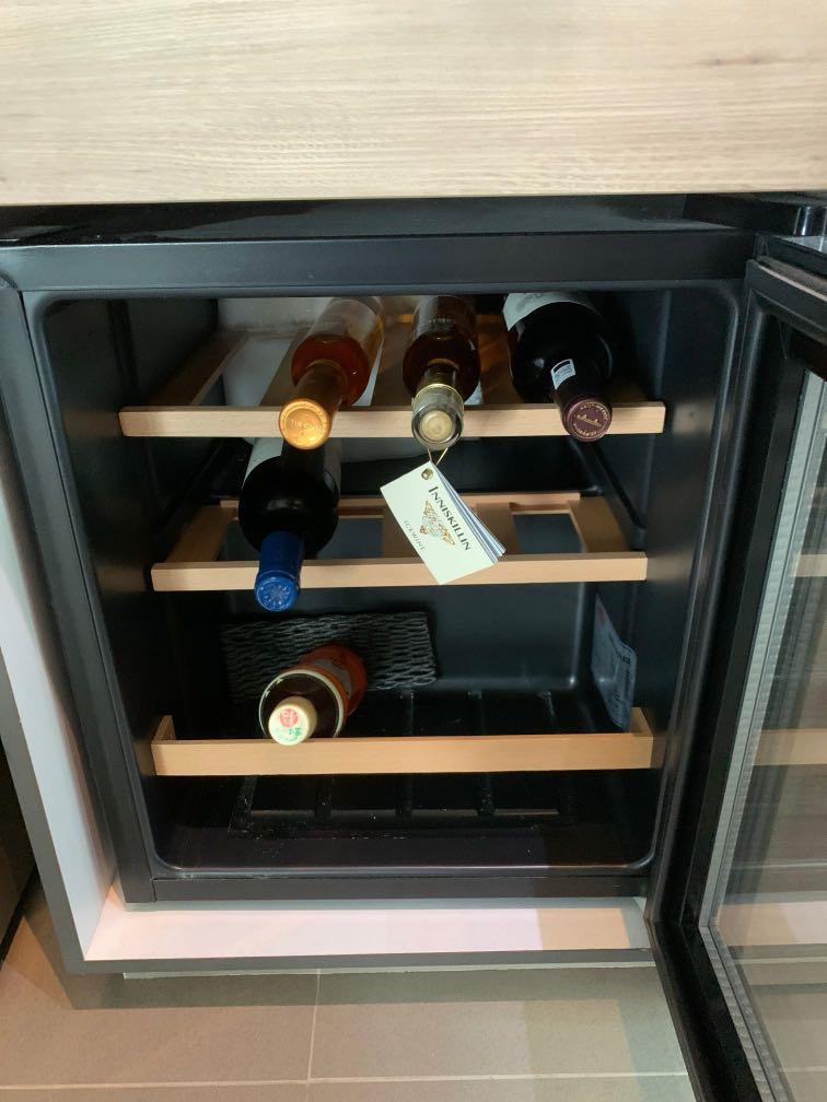 EuropAce EWC152 15Bottle Single Zone Wine Cooler, TV & Home Appliances