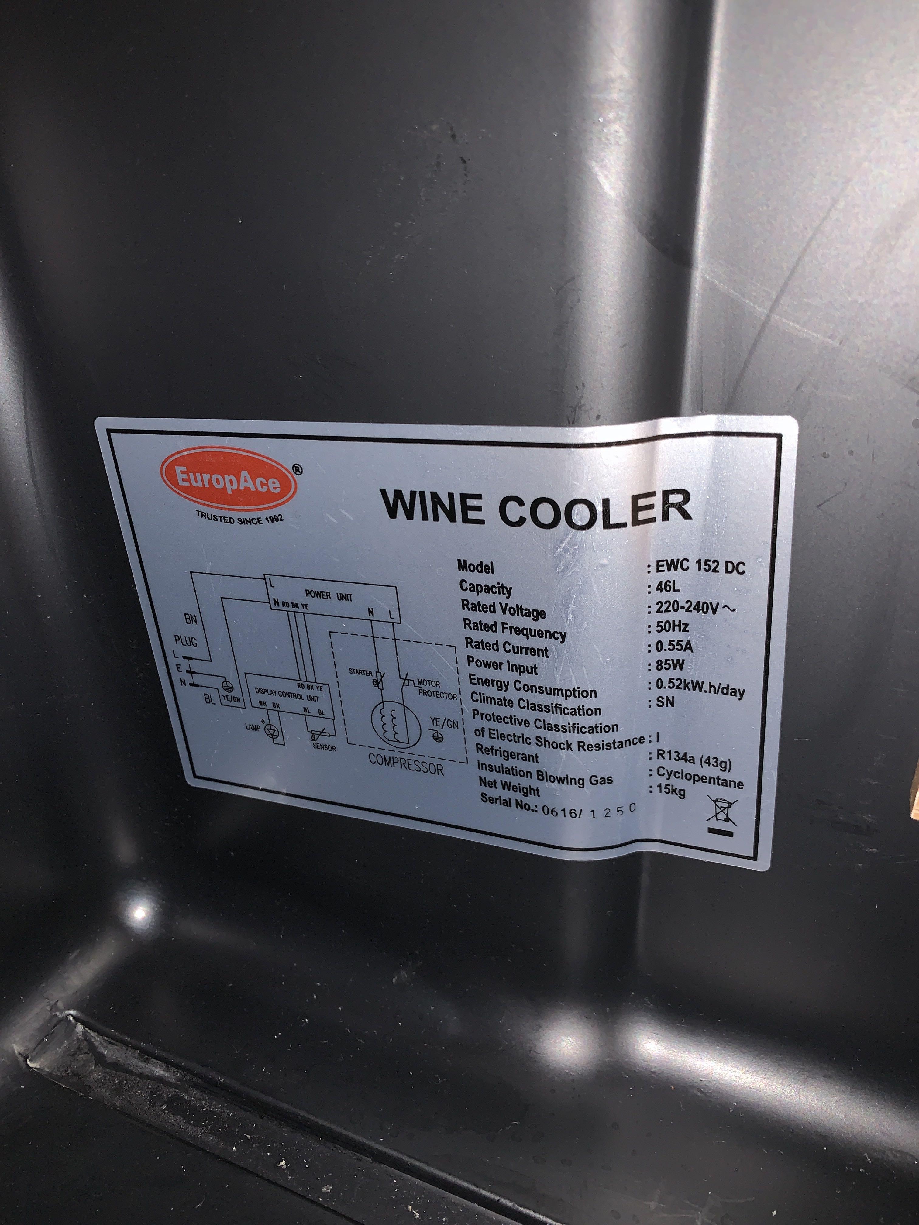 EuropAce EWC152 15Bottle Single Zone Wine Cooler, TV & Home Appliances