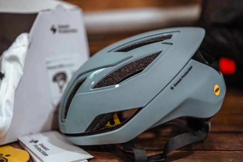 Helm Roadbike Sweet Protection Falconer 