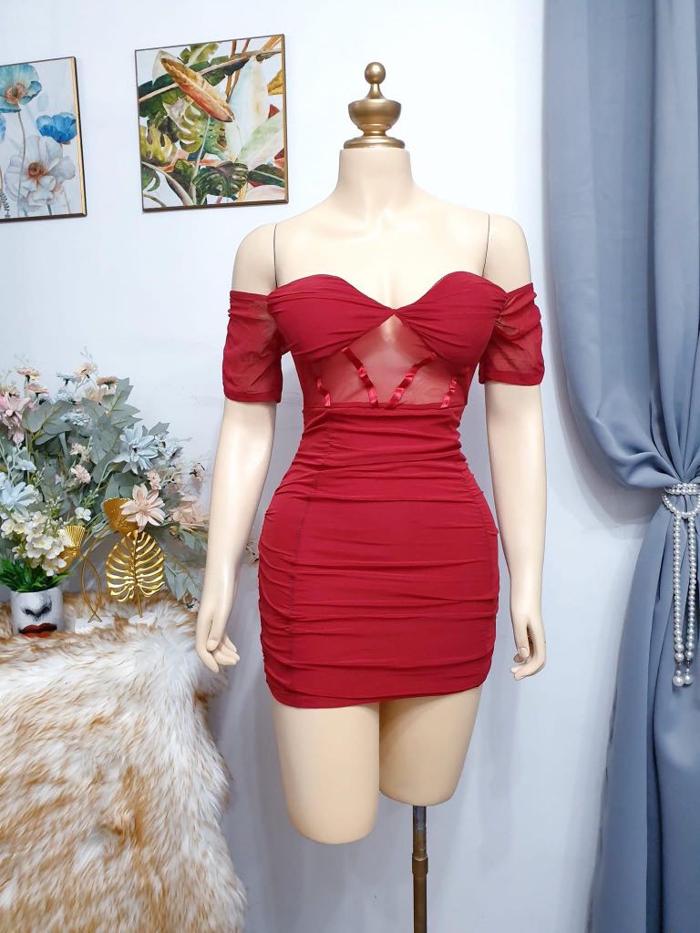 HQ Red fitted dress, Women's Fashion ...