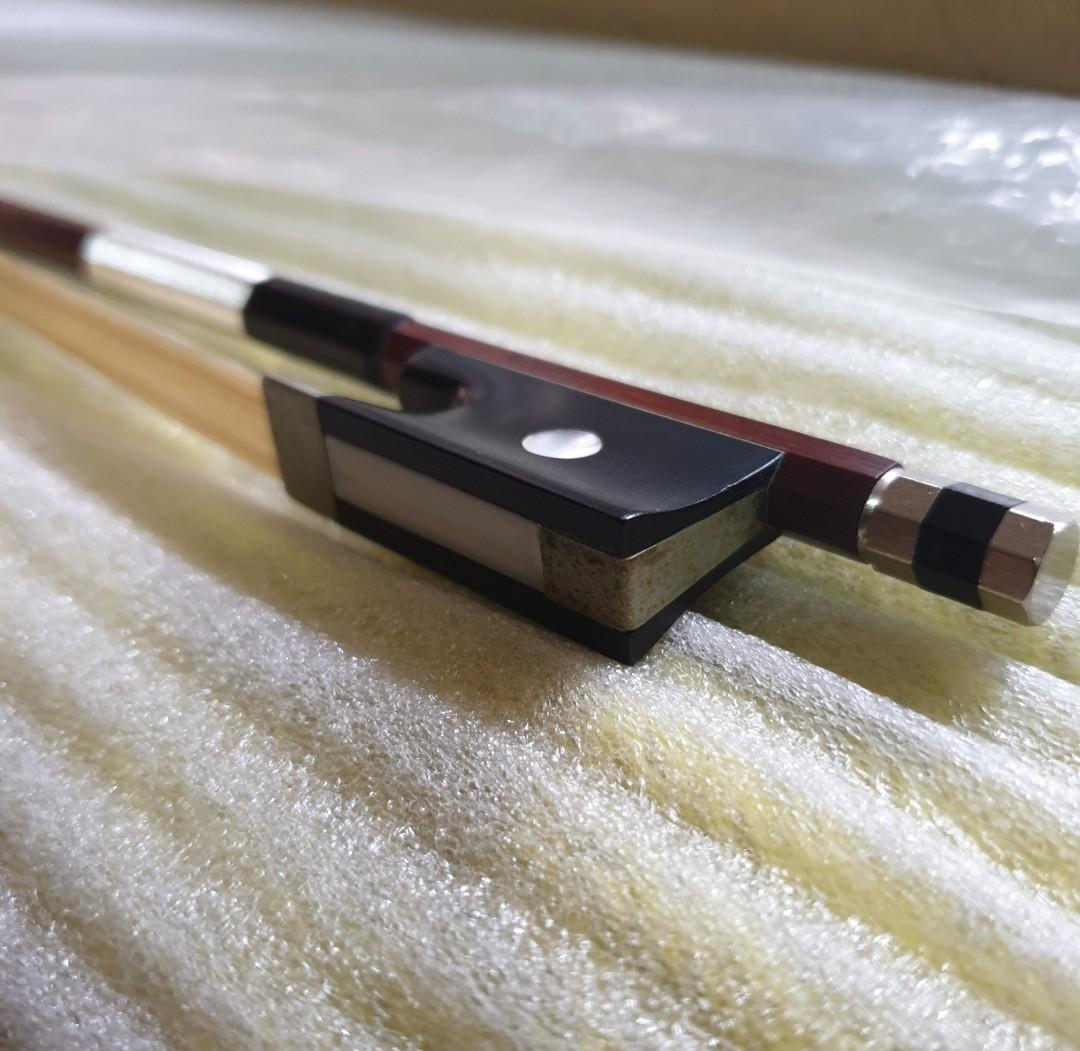 K. SUGITO Pernambuco Violin Bow 4/4 (Category: Musical Instruments) located in Manila. Submitted by racz03 (Listing ID 1148495459, Image 3). Description: K. SUGITO Pernambuco Violin Bow 4/4 size Made in Japan Good Condition.