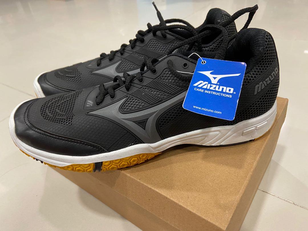 Kasut 2025 mizuno badminton