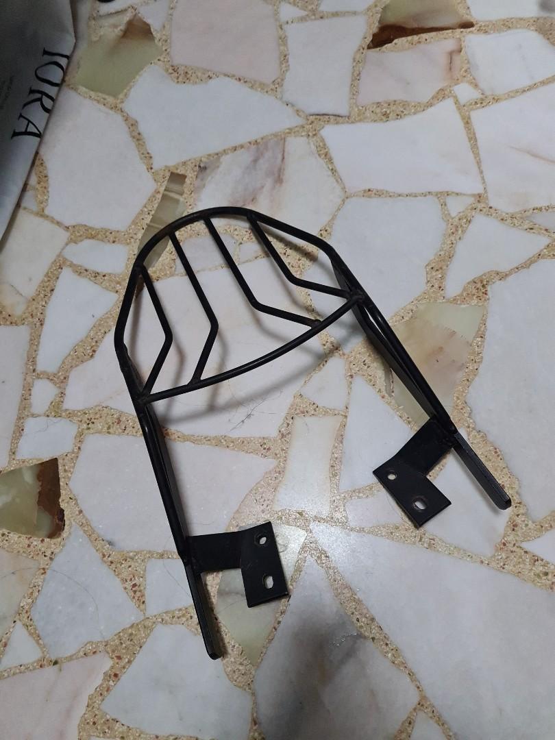 Lc135, y15 top box base plate, rack full set, Motorcycles, Motorcycle