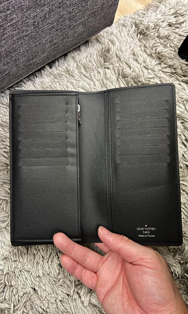 Louis Vuitton Brazza Wallet Review (2022) 