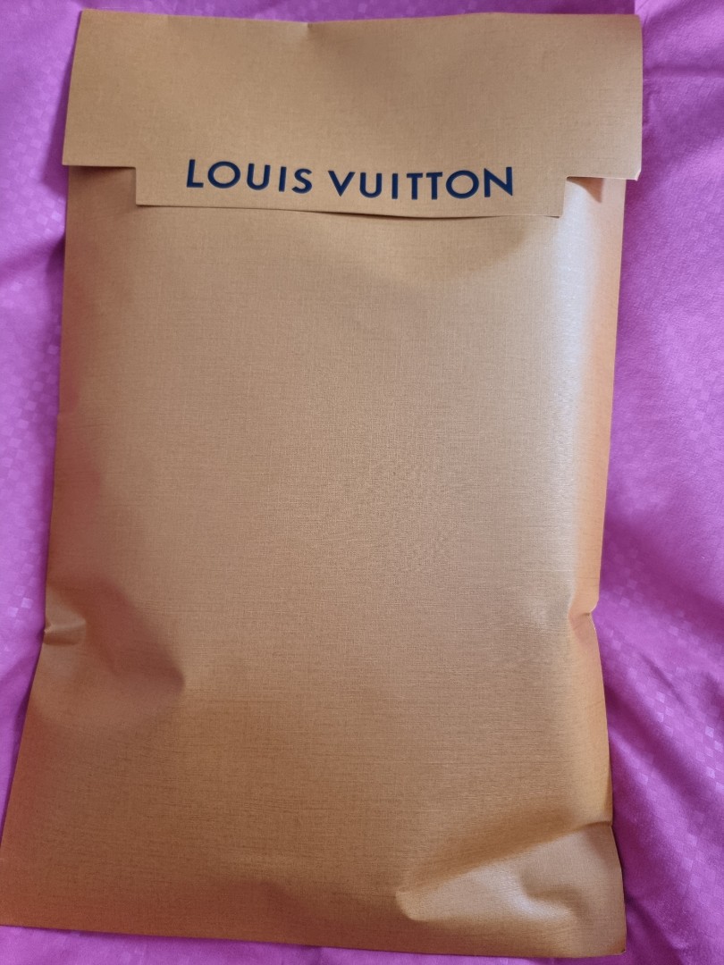 Louis Vuitton LVSE Monogram Degrade Crewneck White/Black – Tenisshop.la