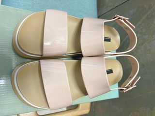 （分類：）位於 。 由 mv62cer9ew 提交（商品編號 1148444706，圖片 1）。簡介： 。