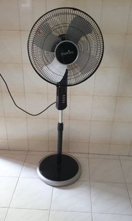 (Category: ) located in . Submitted by yoonaen (Listing ID 1148452600, Image 1). Description: .