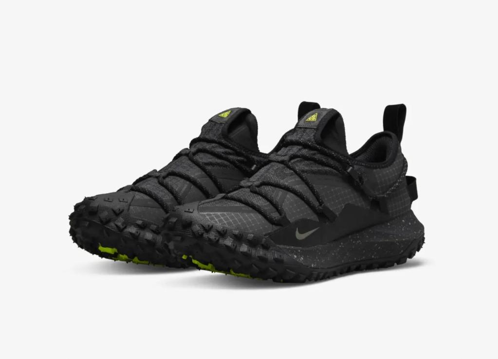 nike acg mountain fly low goretex