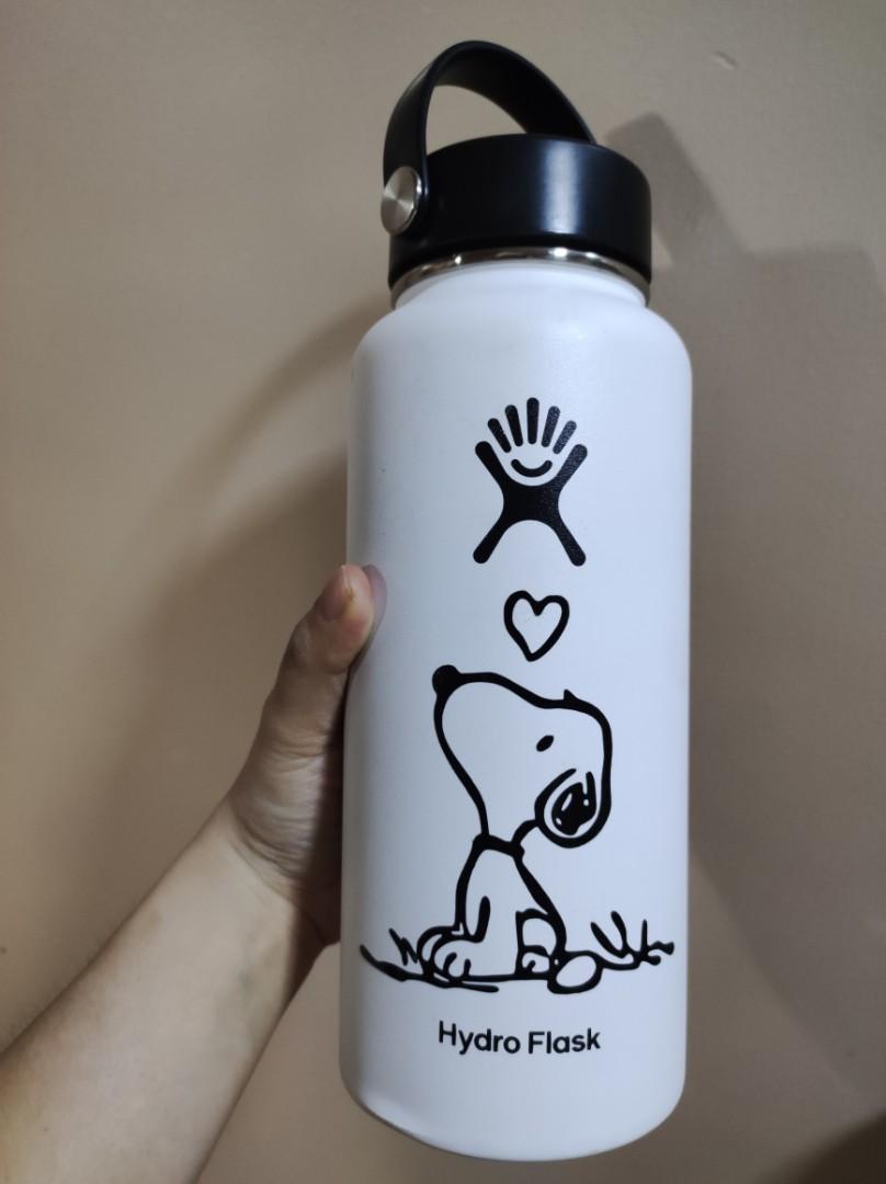 White hydroflask sticker 2025