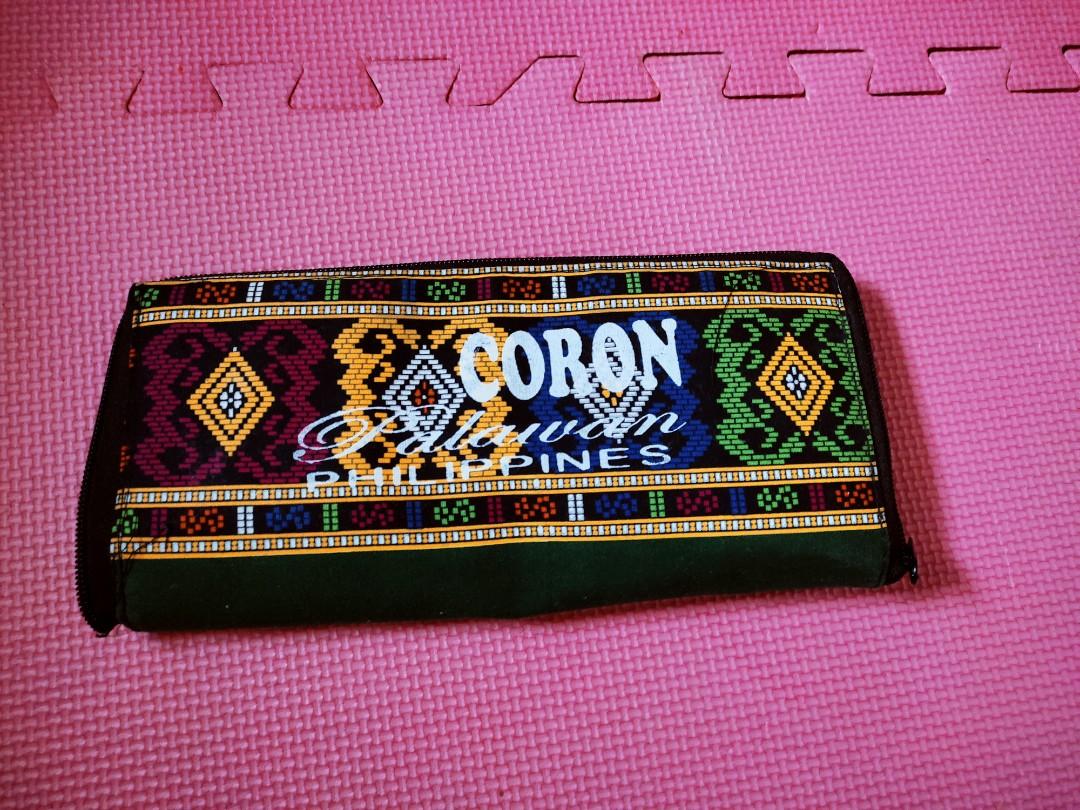 Palawan souvenir foldable bag (Category: Tote Bags) located in Quezon City. Submitted by bibliomomma (Listing ID 1148438864, Image 3). Description: Like New Foldable bag Thick fabric but lightweight Never used MOP Gcash.