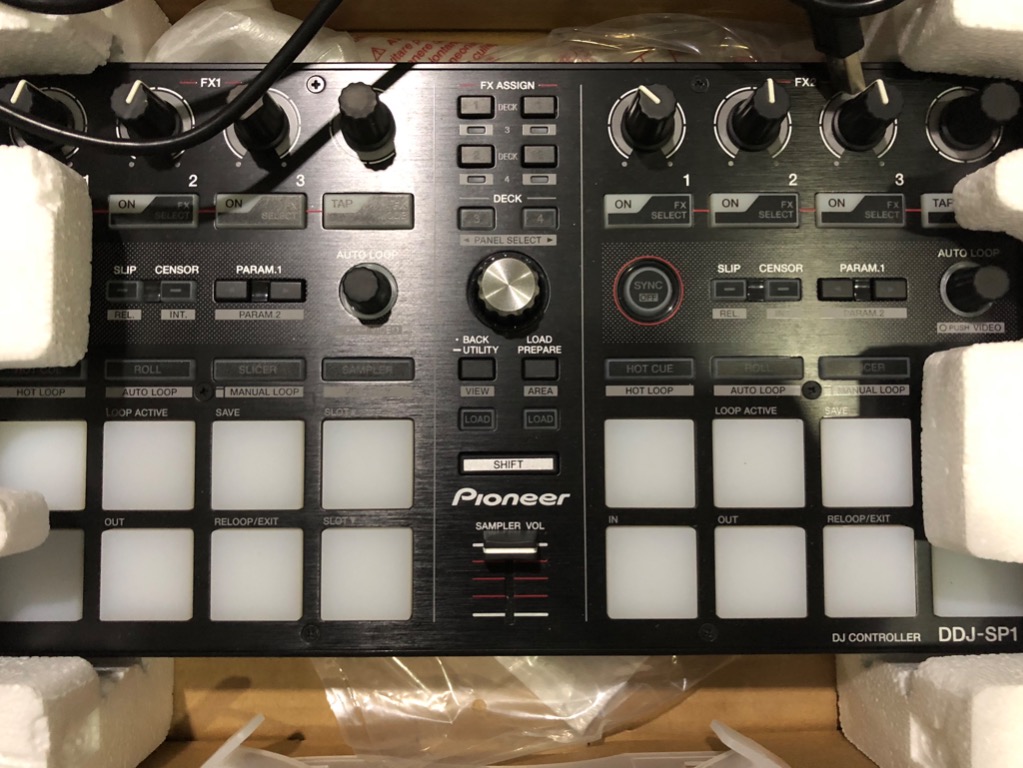 Pioneer DIGITAL DJ SP1, Music & Media, Music Instruments on Carousell