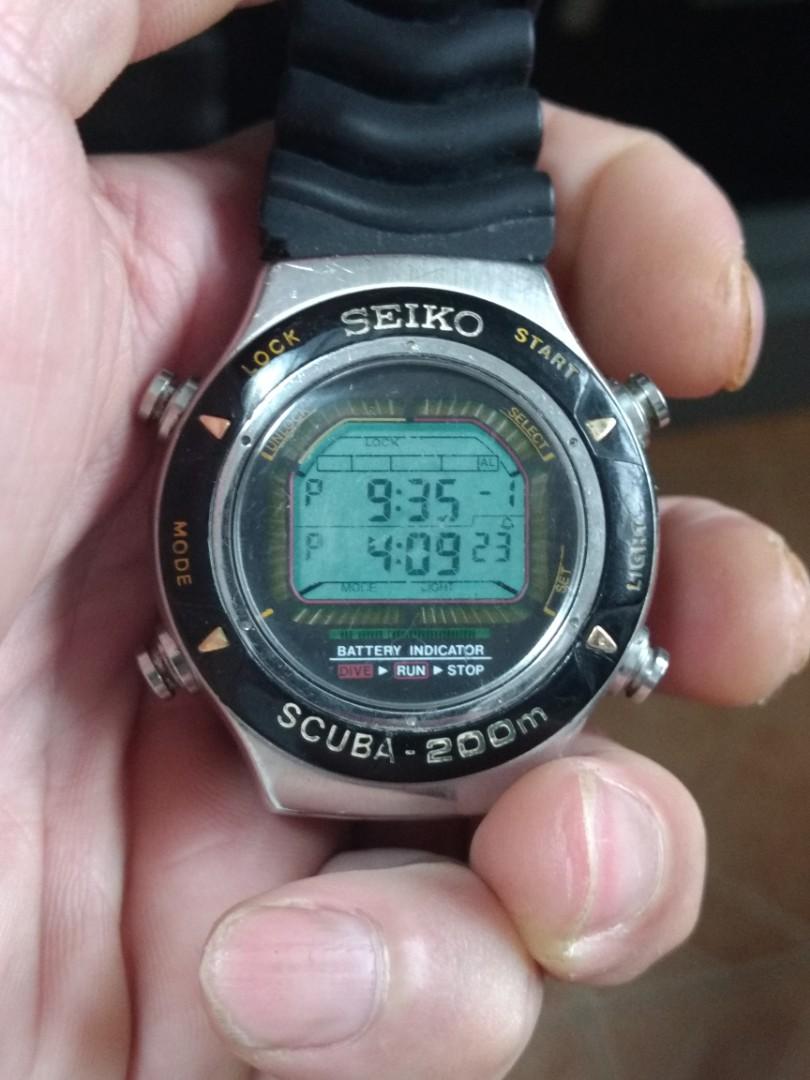Rare Vintage digital Seiko S800 scuba dive watch, Men's Fashion, Watches &  Accessories, Watches on Carousell