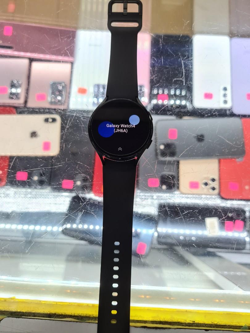 Samsung galaxy watch 4 44mm Bluetooth, Mobile Phones \u0026 Gadgets, Wearables \u0026  Smart Watches on Carousell
