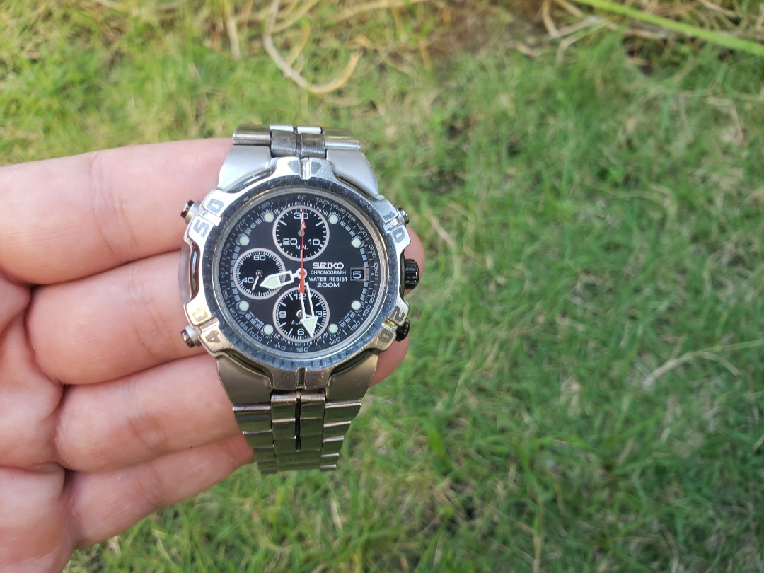 Seiko 200m chronograph, Men's Fashion, Watches & Accessories, Watches on  Carousell