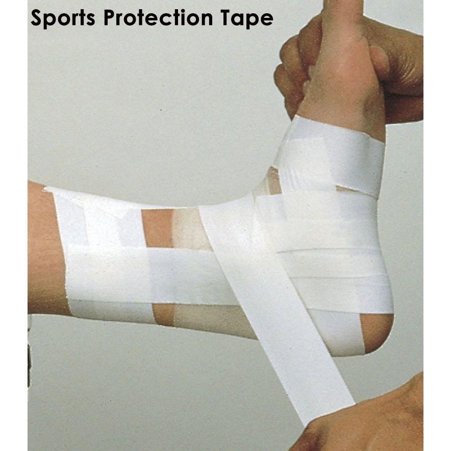 Strapping tape injury, Sports Equipment, Exercise & Fitness, Toning