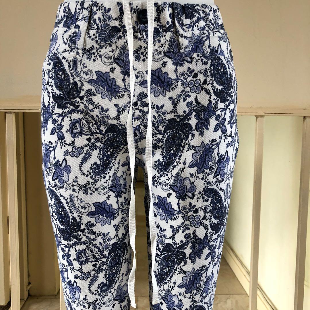 Topvalu Floral Bottoms, Women's Fashion, Bottoms, Other Bottoms on
