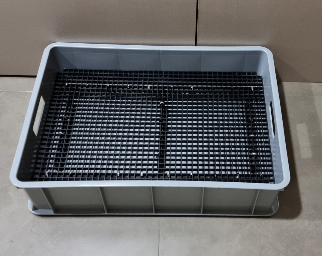 Toyogo EggCrate Litterbox/Pee Tray for Rabbit (XXL Size), Pet Supplies