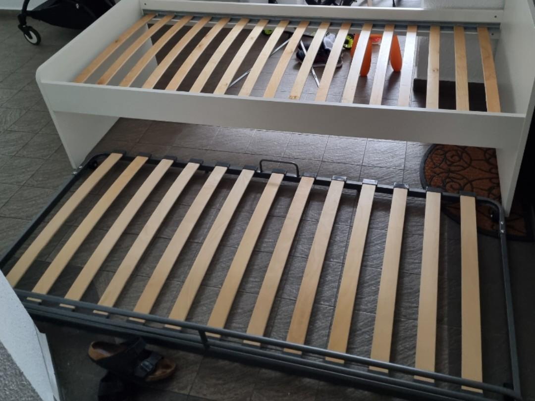 Ikea vitval deals pull out bed