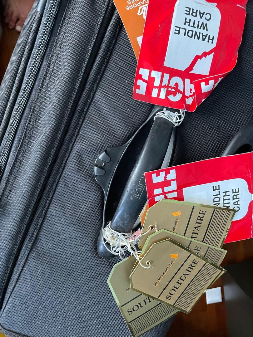 Tumi alpha 26” expandable check in luggage suitcase, Hobbies & Toys