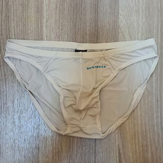 (Category: ) located in . Submitted by jockwear (Listing ID 1148592423, Image 1). Description: .