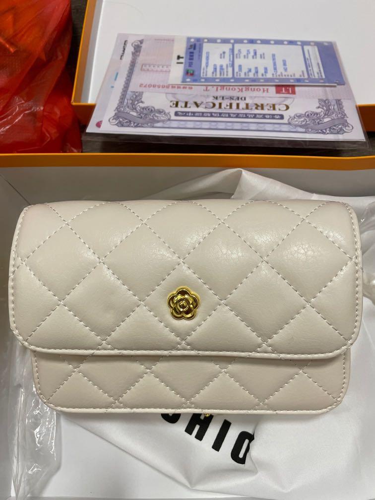 white bag clutch