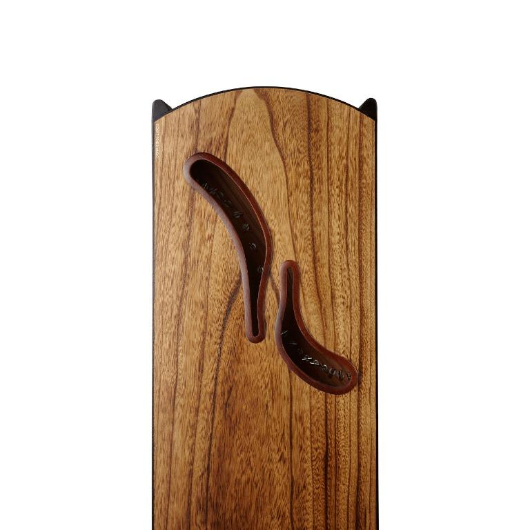 Zhonghao 'Poems In The Evenings' Black Sandalwood Guzheng, Hobbies