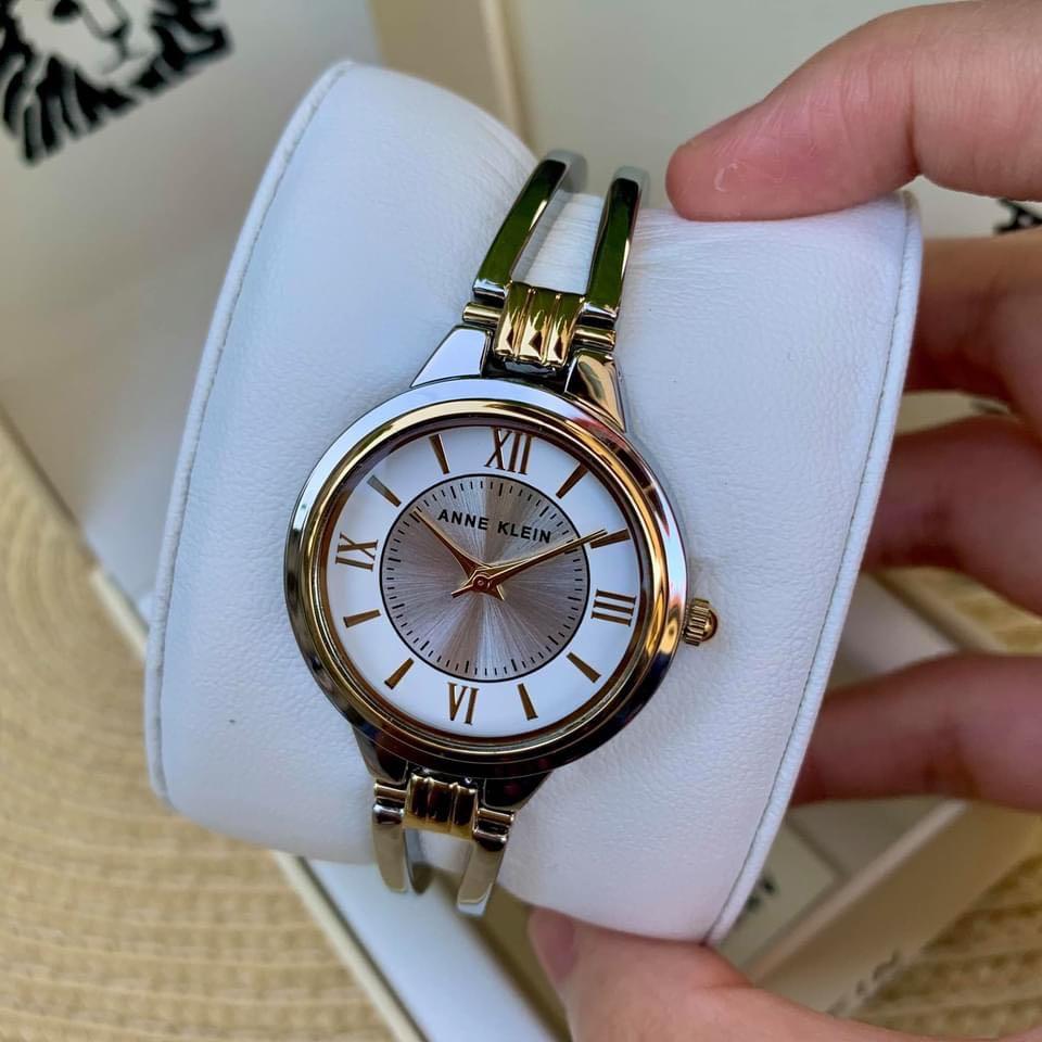Anne 2025 klein bangle