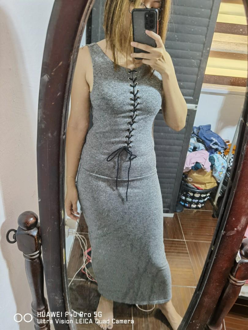 Bodycon Sexy Back Maxi Dress (Category: Dresses) located in Pasig City. Submitted by rowie_08 (Listing ID 1148724068, Image 1). Description: Freesize RFS Decluttering.