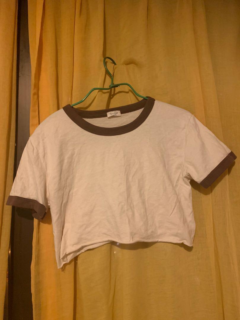 brandy melville cream mckenna bow top tee tshirt, 女裝, 上衣, T-shirt -  Carousell