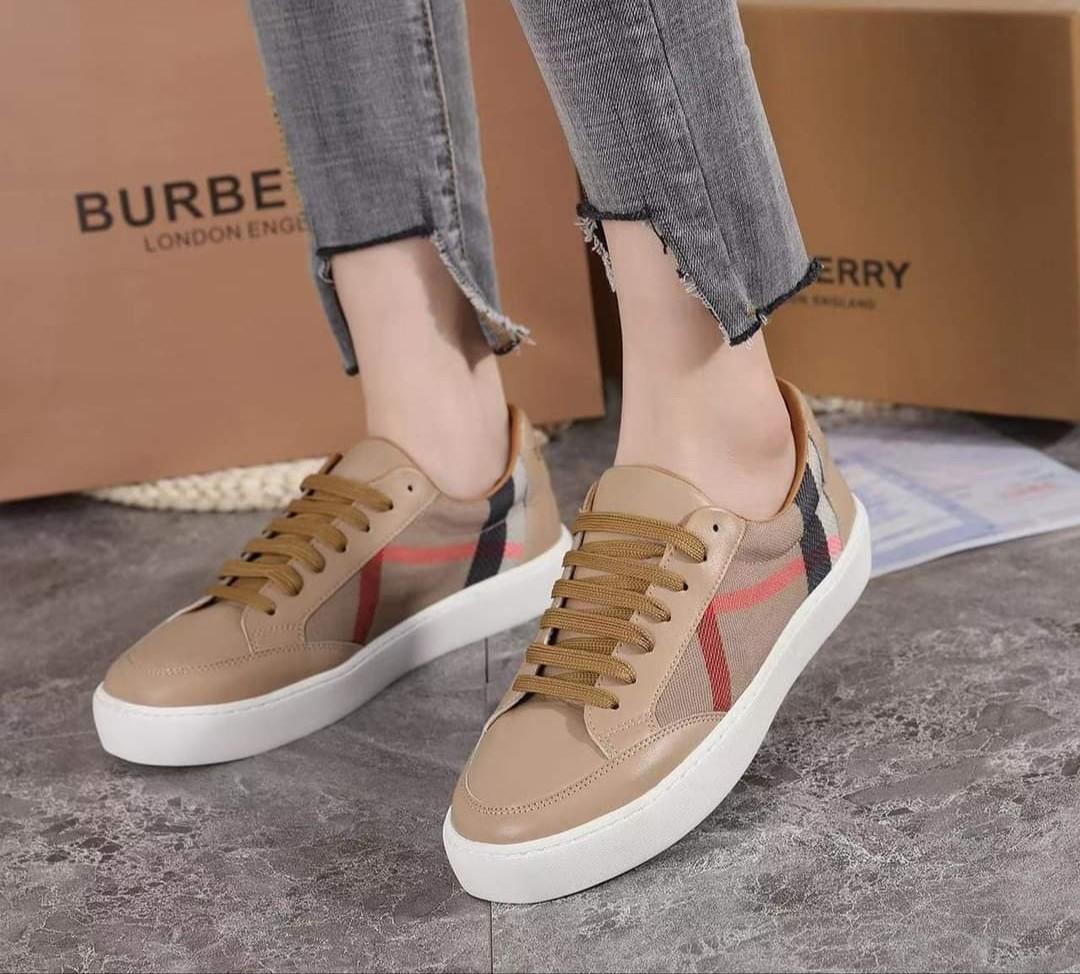 Burberry vintage checkerd sneakers (Category: Sneakers) located in Makati City. Submitted by luxurbagonlineshop (Listing ID 1148656720, Image 1). Description: .