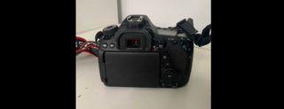Canon EOS 80D DSLR Camera with 18-135mm IS USM Lens Bundle