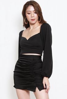 (Category: ) located in . Submitted by wardrobexlove (Listing ID 1148709300, Image 1). Description: .
