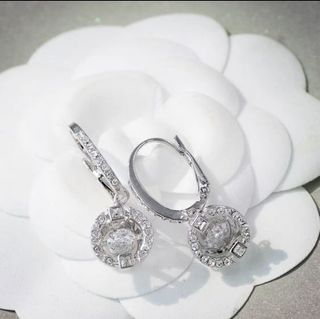 (Category: ) located in . Submitted by lasparklestore (Listing ID 1148767758, Image 1). Description: .