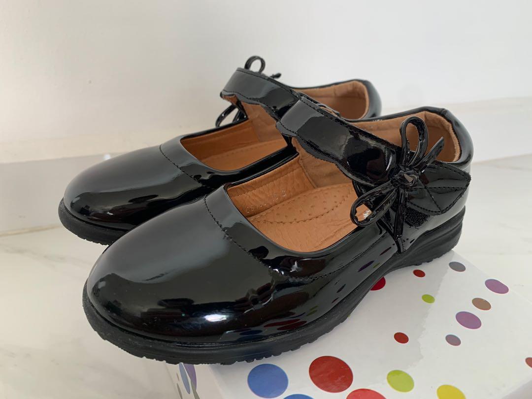 Children shop dress shoes