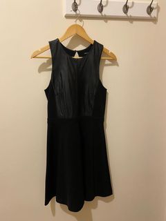 （分類：）位於 。 由 AmazedLemming 提交（商品編號 1148809259，圖片 1）。簡介： 。
