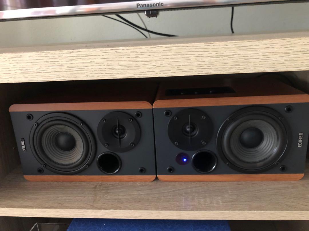 Edifier R1280DBS with Optical/Coaxial input/Sub output, Audio