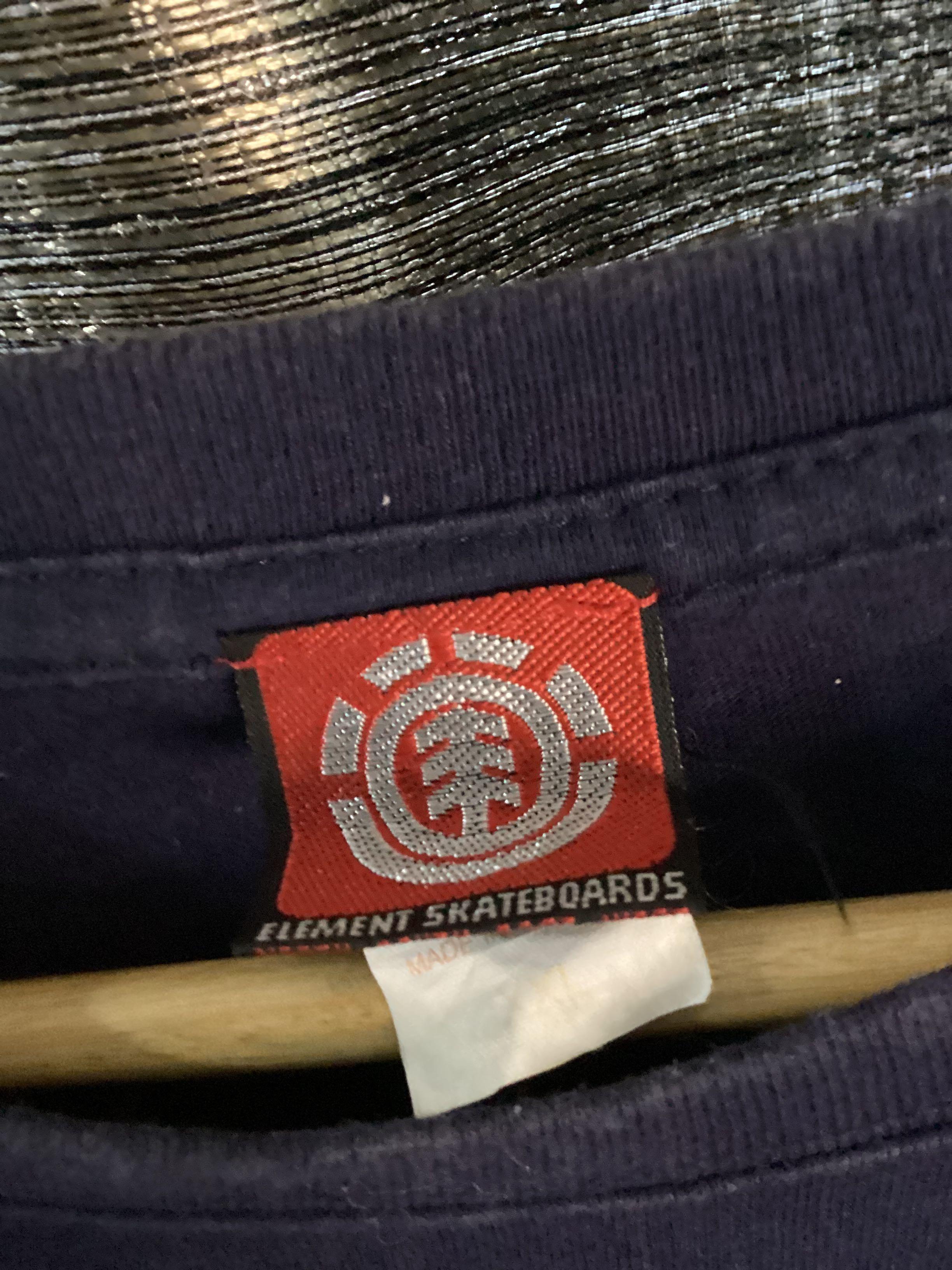 Element Skateboard Shirt XXL (Category: Tshirts & Polo Shirts ) located in General Santos City (Dadiangas). Submitted by nerdfreak (Listing ID 1148692527, Image 2). Description: For the big boys Fits up to XXL 9/10 very good condition .