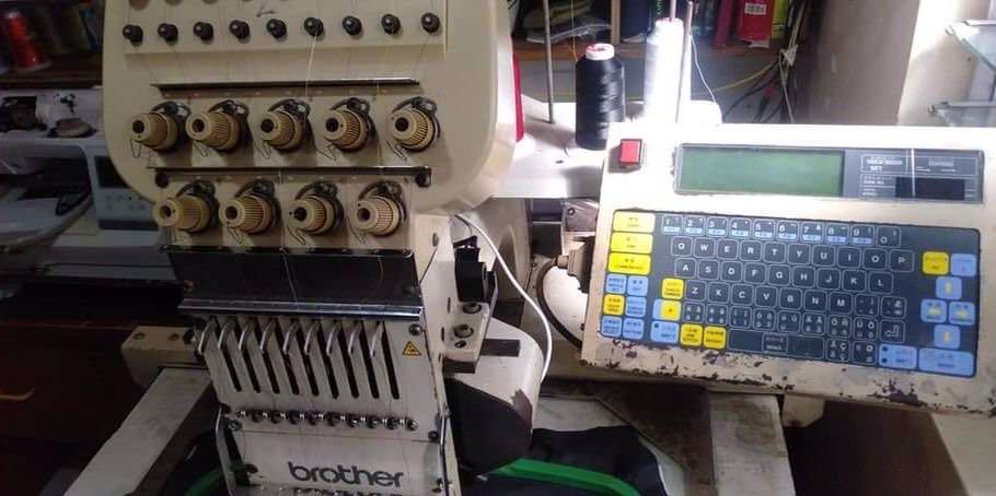 EMBROIDERY MACHINE BAS 411 (Category: Industrial Equipment) located in Quezon City. Submitted by streetcollectivemnl (Listing ID 1148659970, Image 3). Description: Forsale BAS411 EMBROIDERY ISSUE CONTROL PANNEL KAYO NA MAGPAGAWA PRESYUHAN NYO NLANG PO.