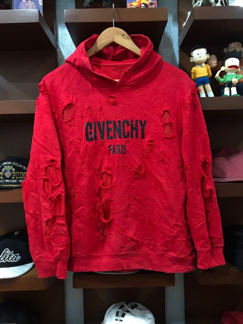 GIVENCHY HOODIE, Men's Fashion, Activewear on Carousell