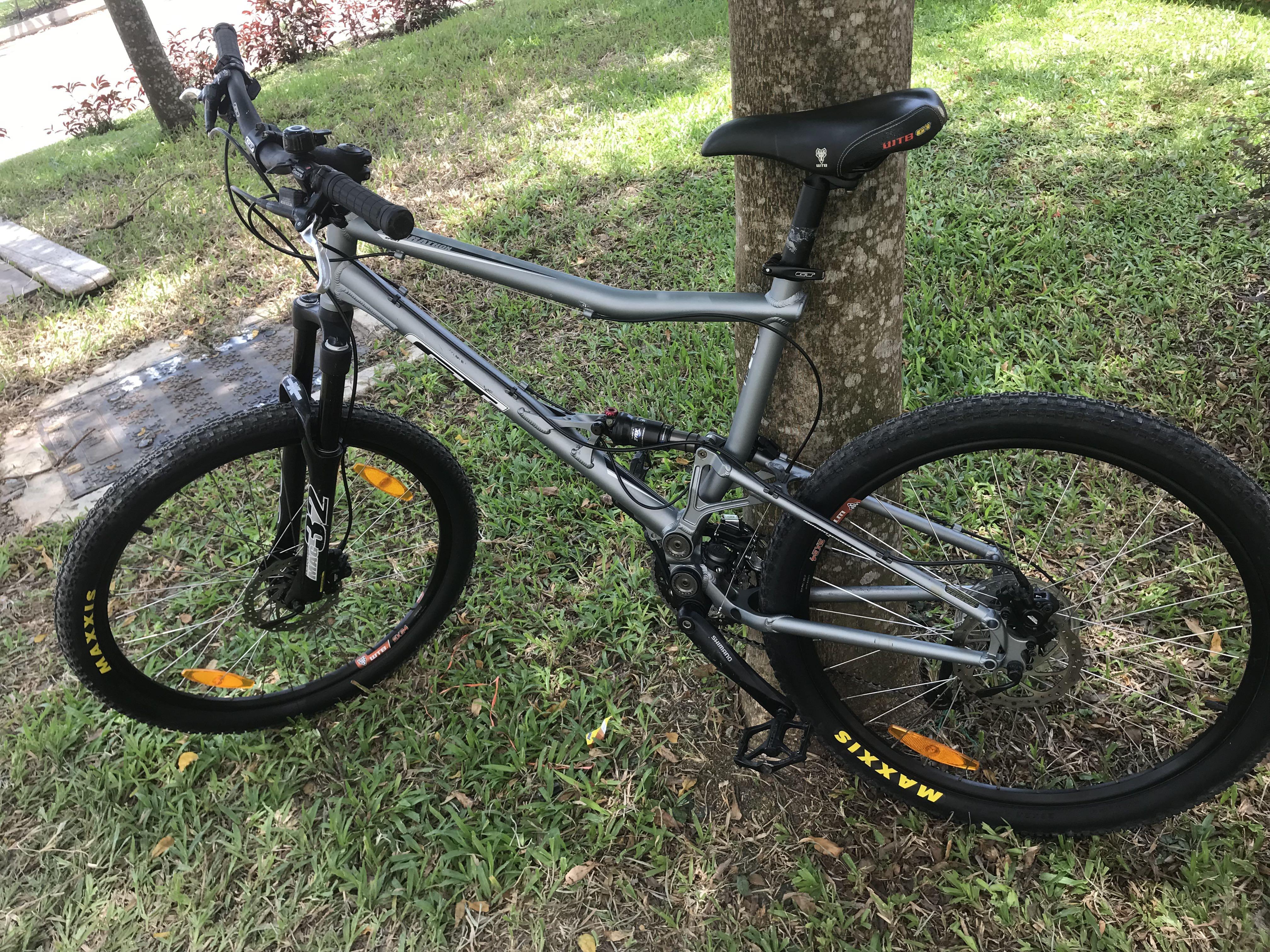 gt marathon sport mountain bike