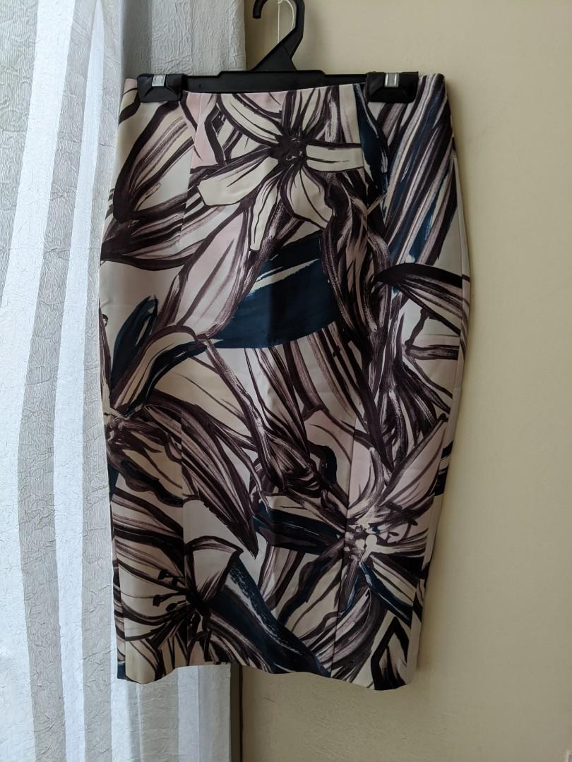 H M floral pencil skirt 34