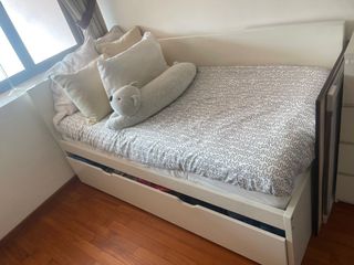 (Category: ) located in . Submitted by hooelse (Listing ID 1148640484, Image 1). Description: .