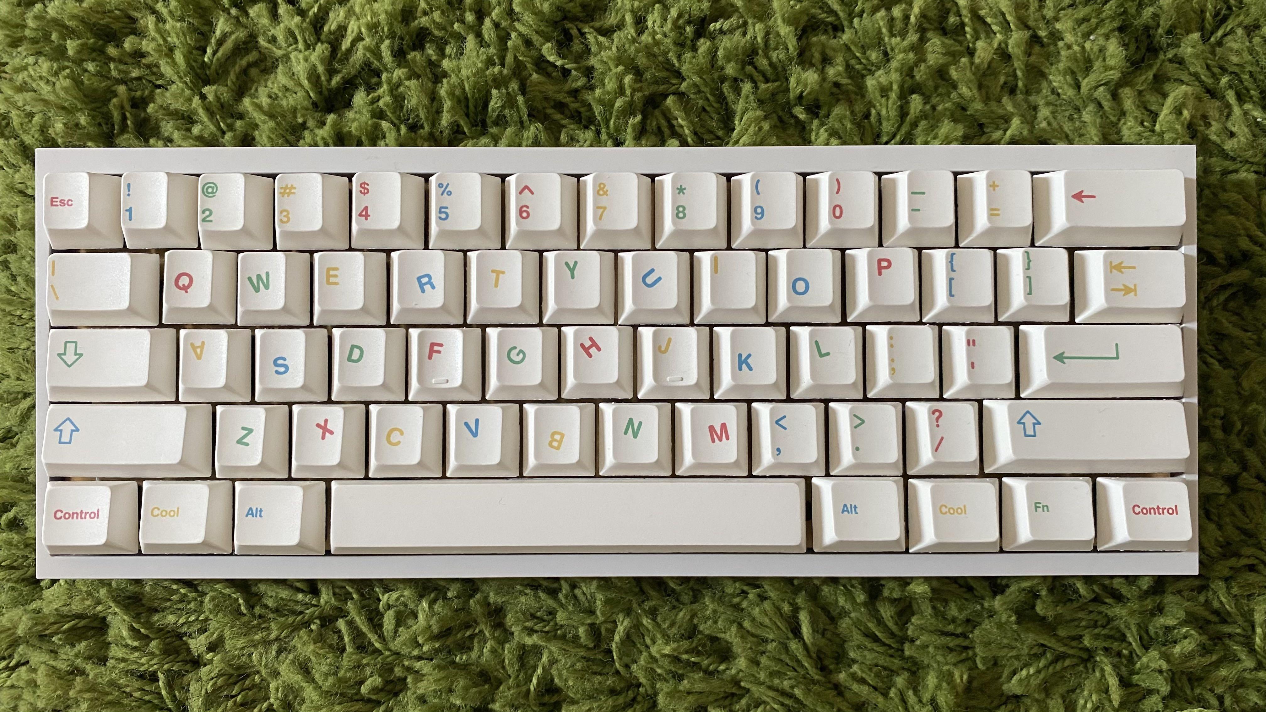 KBDFANS Tofu 60 E-white aluminium case, Computers & Tech, Parts 