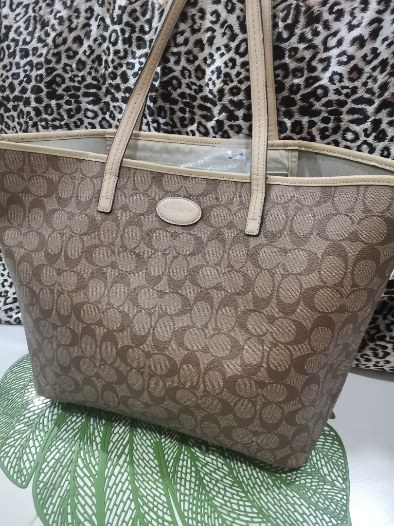 Original Coach Tote Bag 58292, Luxury, Bags & Wallets on Carousell