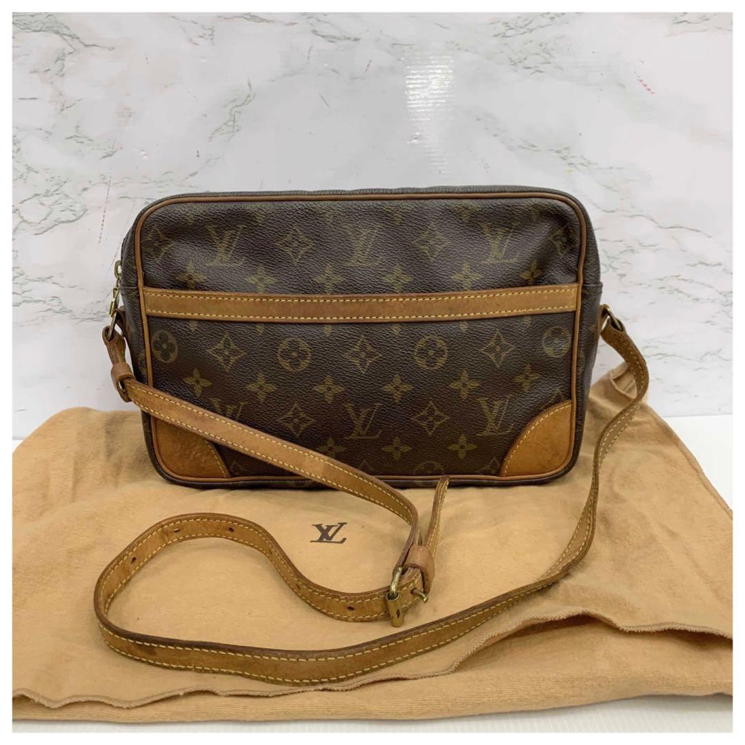 Authentic LV men's messenger bag, Women's Fashion, Bags & Wallets,  Cross-body Bags on Carousell
