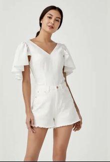 Love bonito Lamees flutter sleeve top